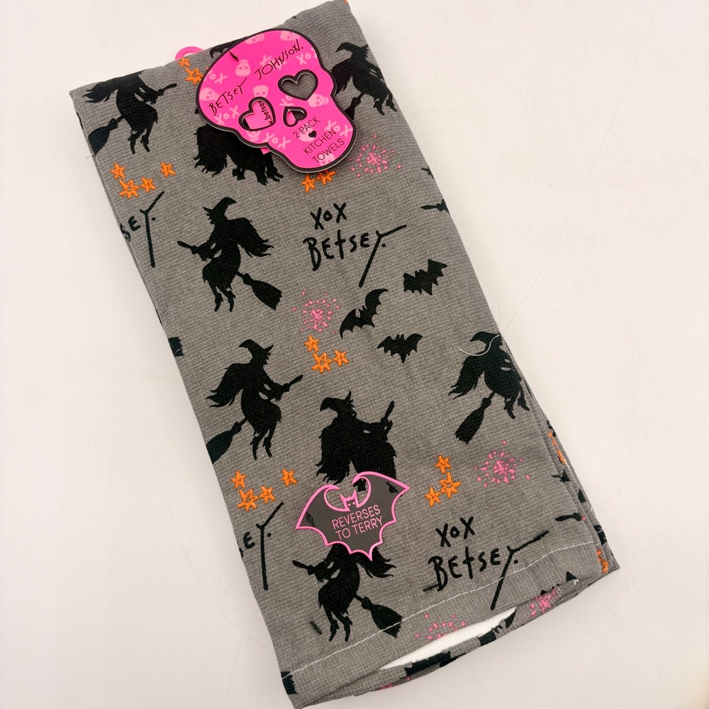 Betsey Johnson Halloween Kitchen Towels 2 Pack Grey Witch Bat Star 100% Cotton